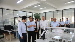 海螺集團(tuán)黨委書記、董事長楊軍蒞臨東方測控調(diào)研
